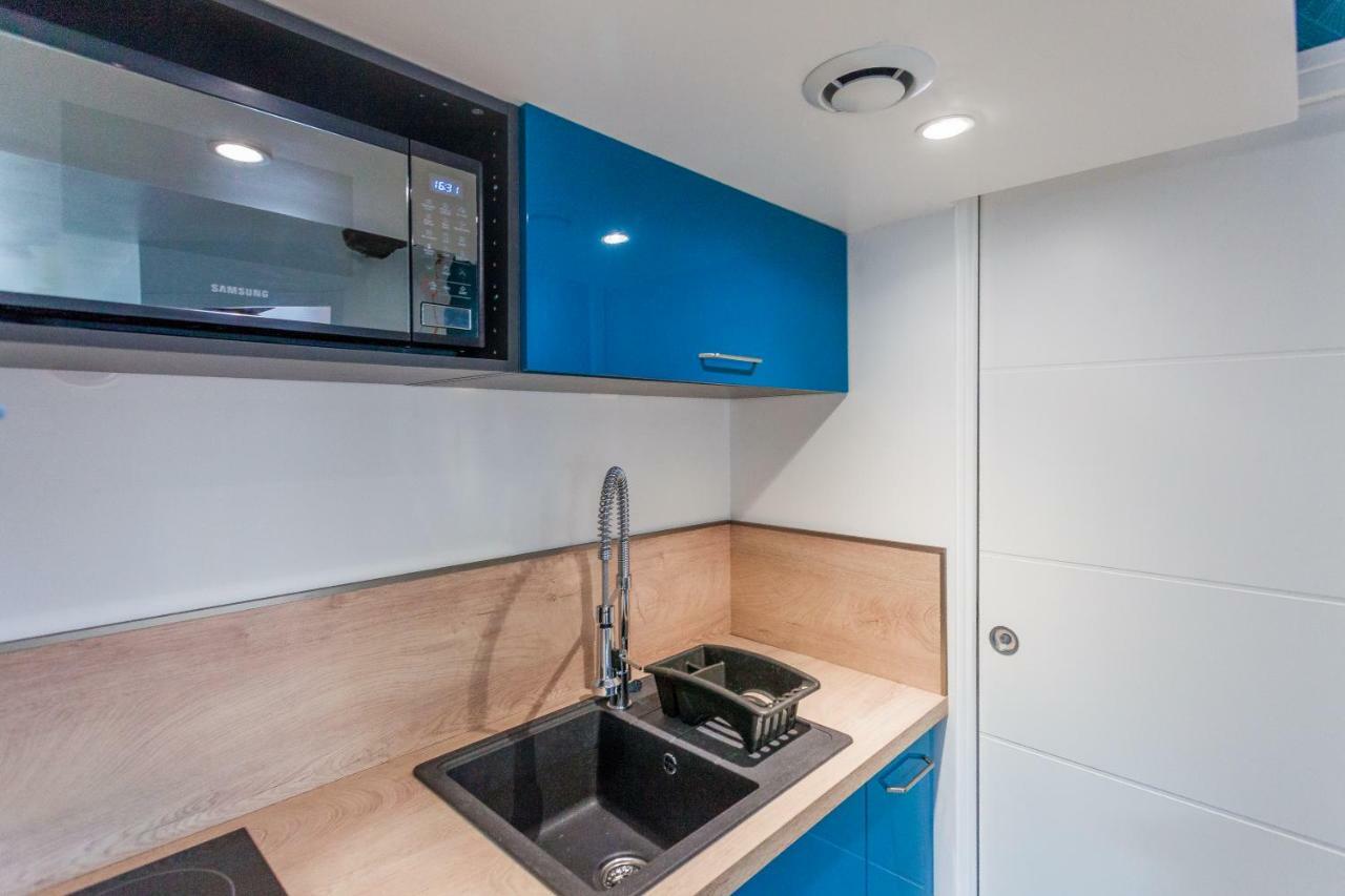 Appartement Nid douillet moderne face à la Cathédrale à Amiens Extérieur photo